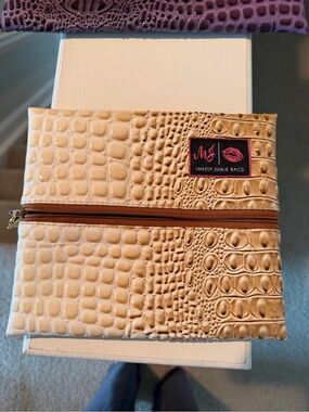 Makeup Junkie Beige Croc-Embossed Cosmetic Pouch